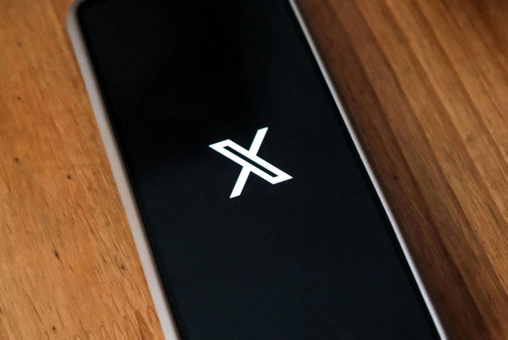 logo x social media
